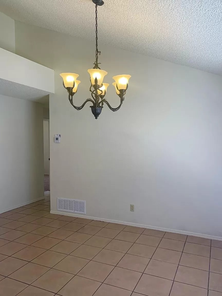 Building Photo - 10673 Onyxstone St