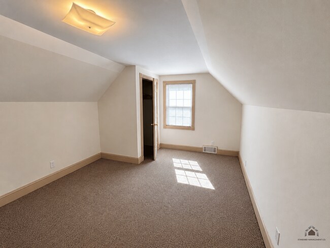 Building Photo - ? Your Next Home Awaits – 3 Bed, 1.5 Bath Single-Family Rental!