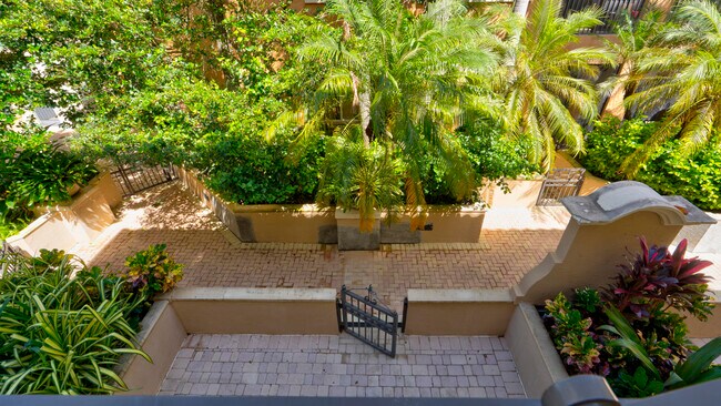 Building Photo - 3055 NW 126th Ave