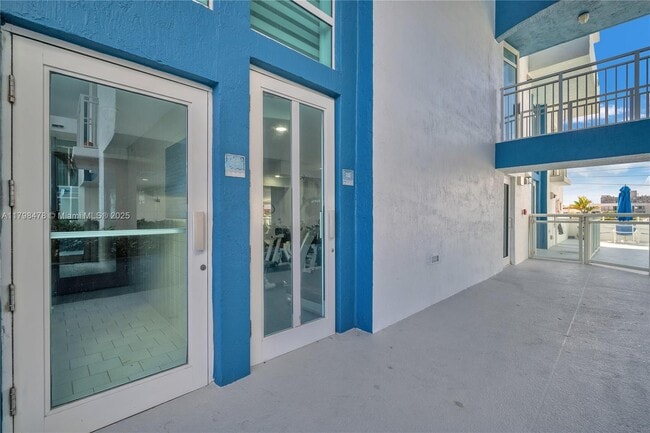 Building Photo - 7600 Collins Ave