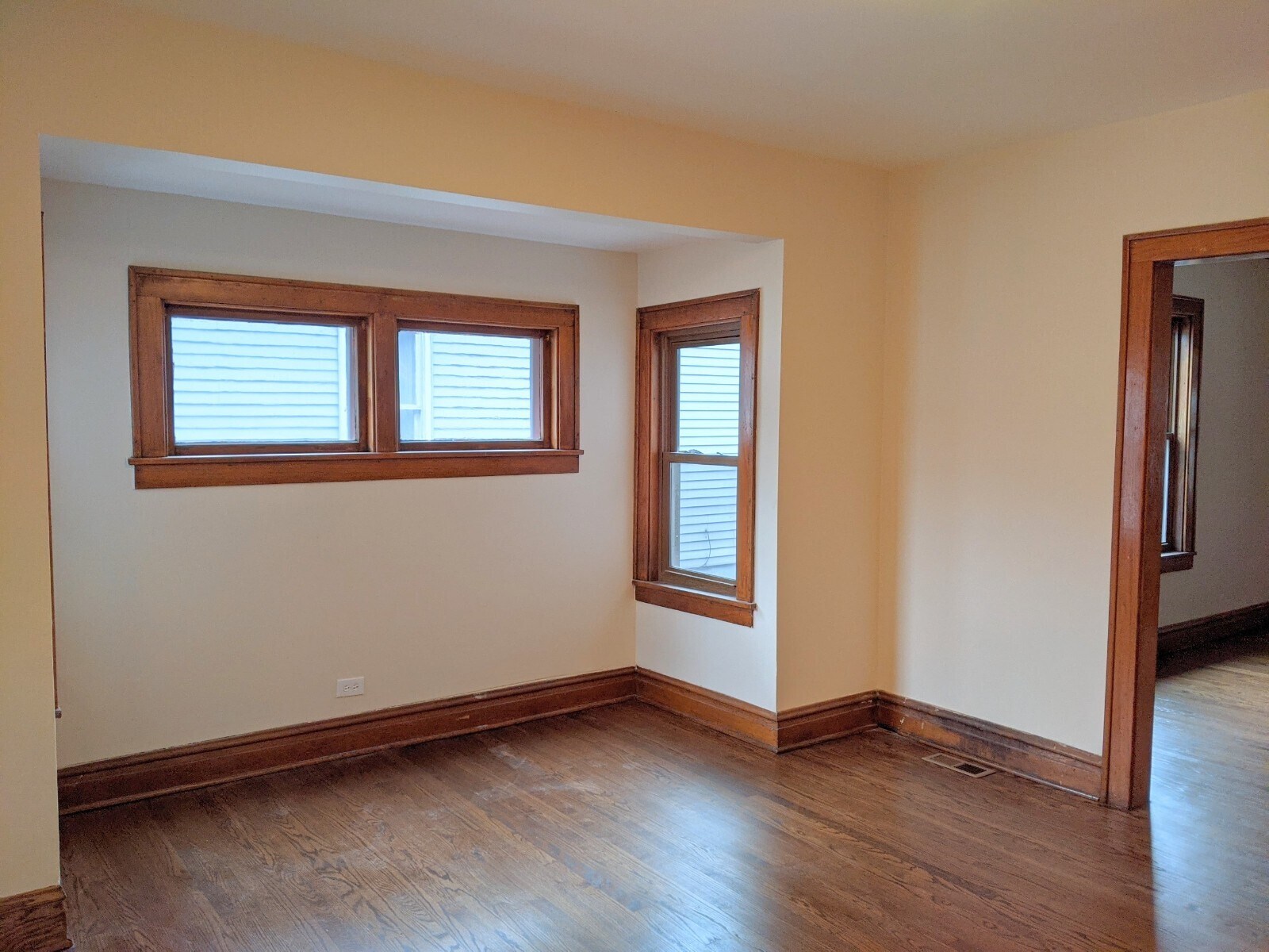 Building Photo - 1025 Sherman Ave