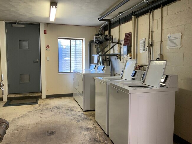 Building Photo - 9 Ryder St