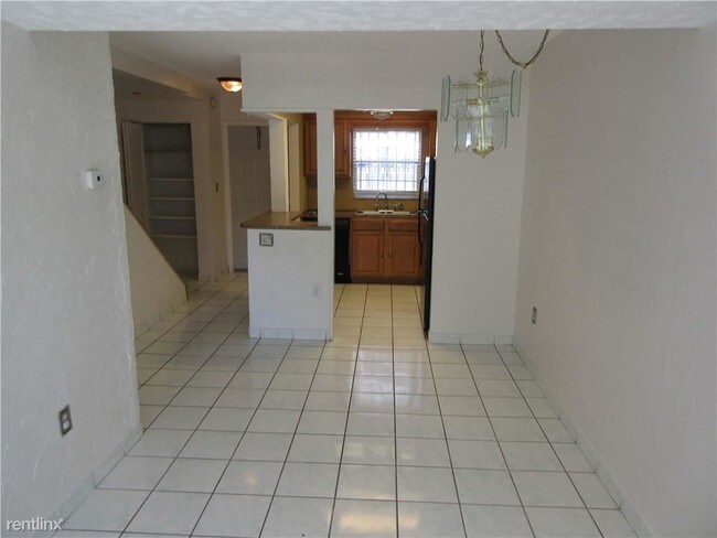 Building Photo - 803 W Oakland Park Blvd