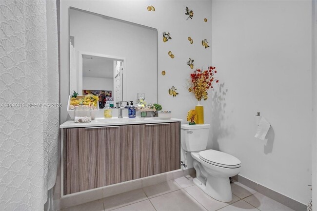 Building Photo - 8015 NW 104th Ave