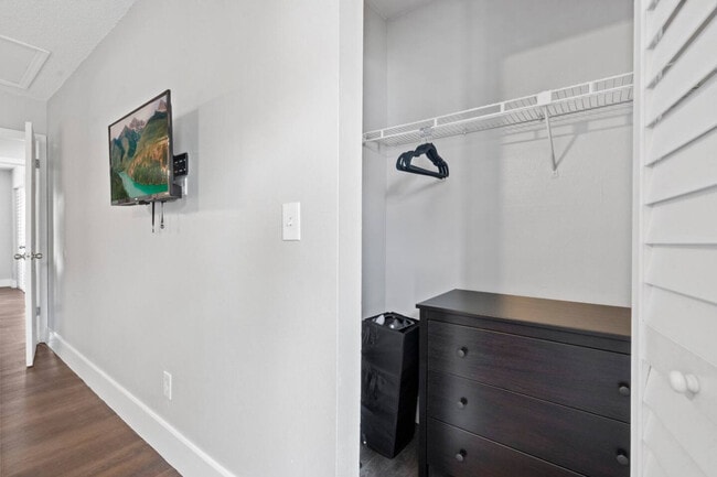 Building Photo - 3715 Legacy Square