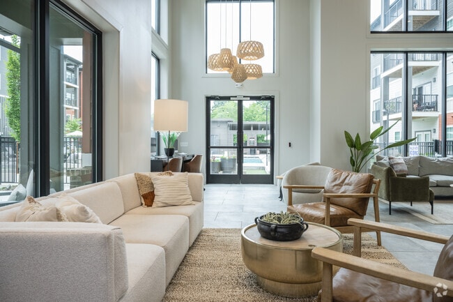 Flexible Work and Lounge Space - Victor Park