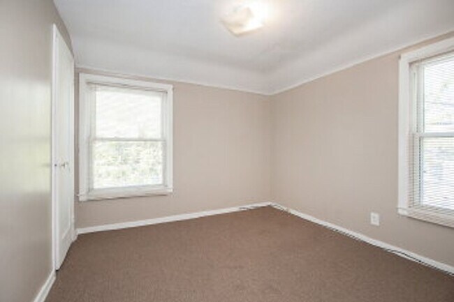Building Photo - 25141 Treadwell Ave