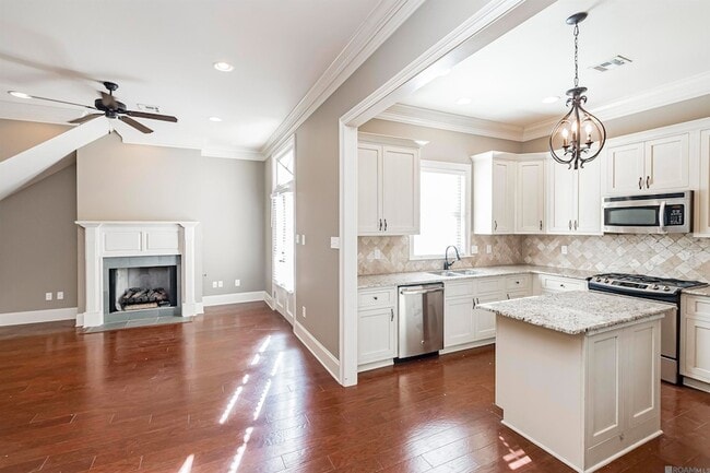 Building Photo - 755 Boxelder Dr