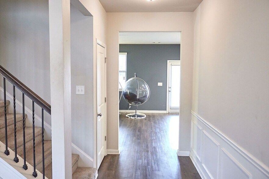 Building Photo - 7687 Volion Dr