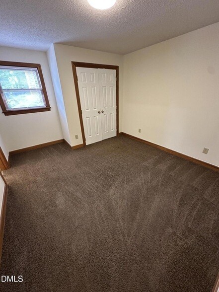 Building Photo - 3523 Ivy Commons Dr