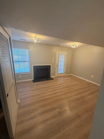 1st floor - 4675 Harrier Way