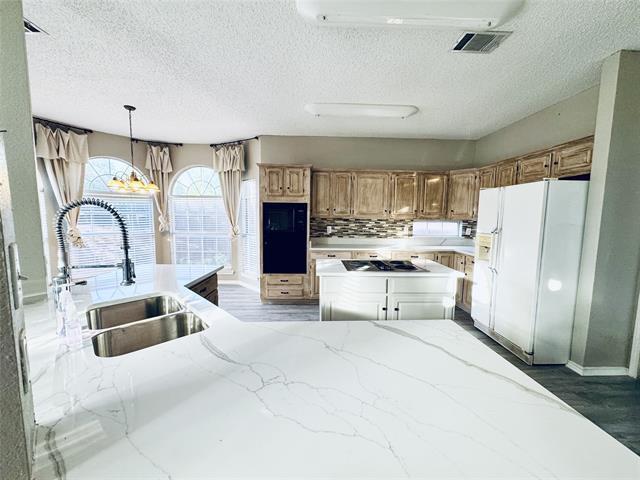 Building Photo - 2714 Bordeaux Dr