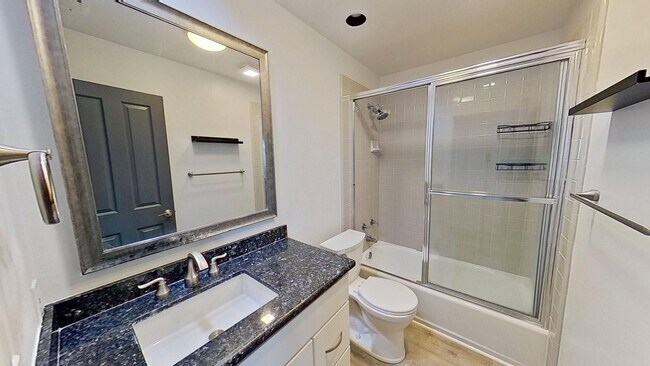 Building Photo - 16917 10th St