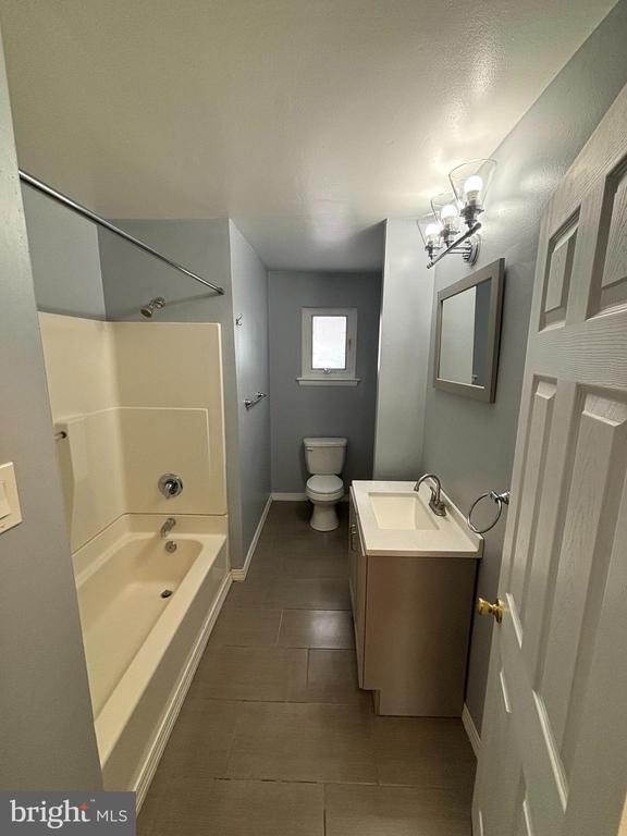 Building Photo - 45 Penn Ave