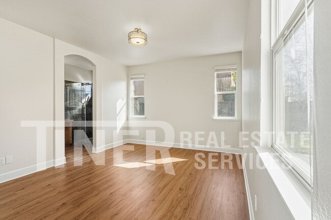 Building Photo - 2500 Merlin Way