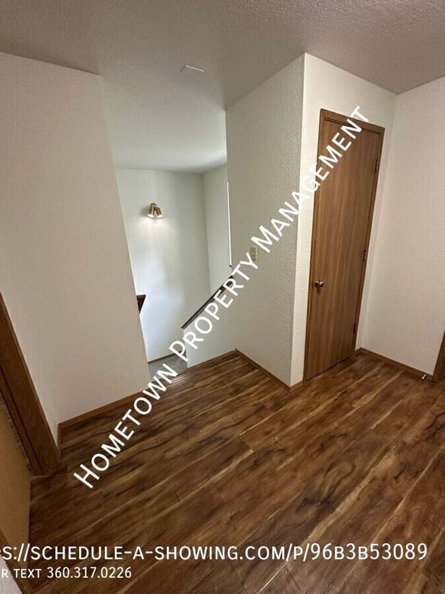 Building Photo - 1606 Sulky Dr SE