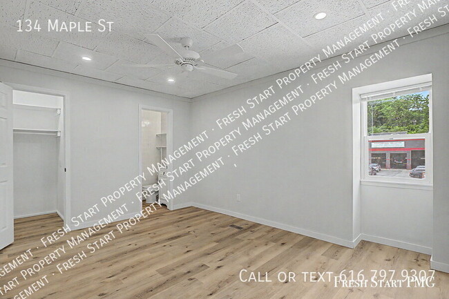 Building Photo - 134 Maple St