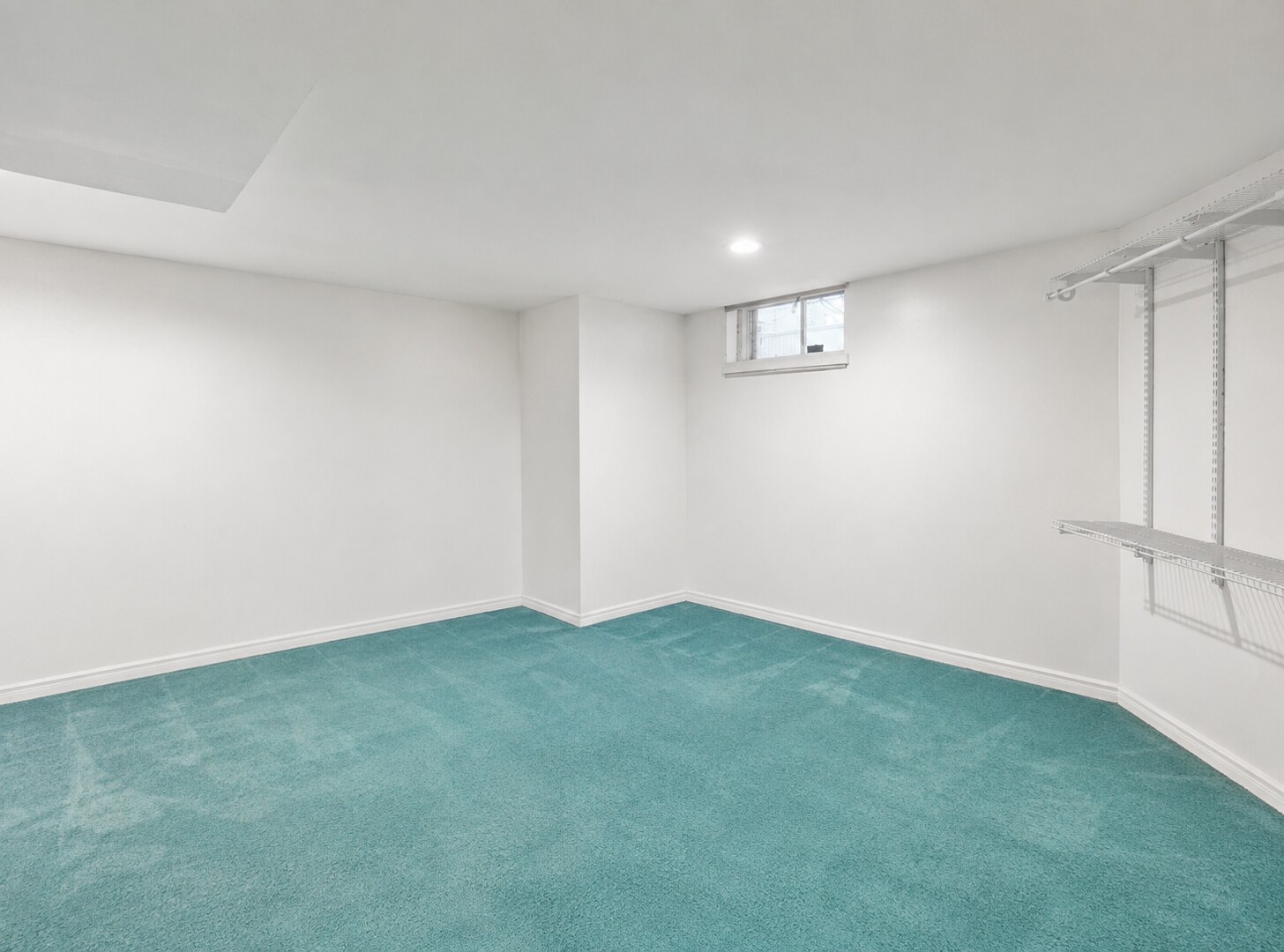Building Photo - 11 Holten St