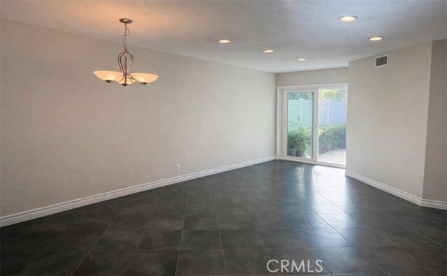 Building Photo - 4 Pineoak