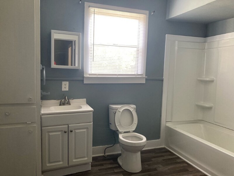 Building Photo - 307 Montgomery St