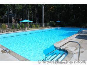 Building Photo - 45 Tunxis Village