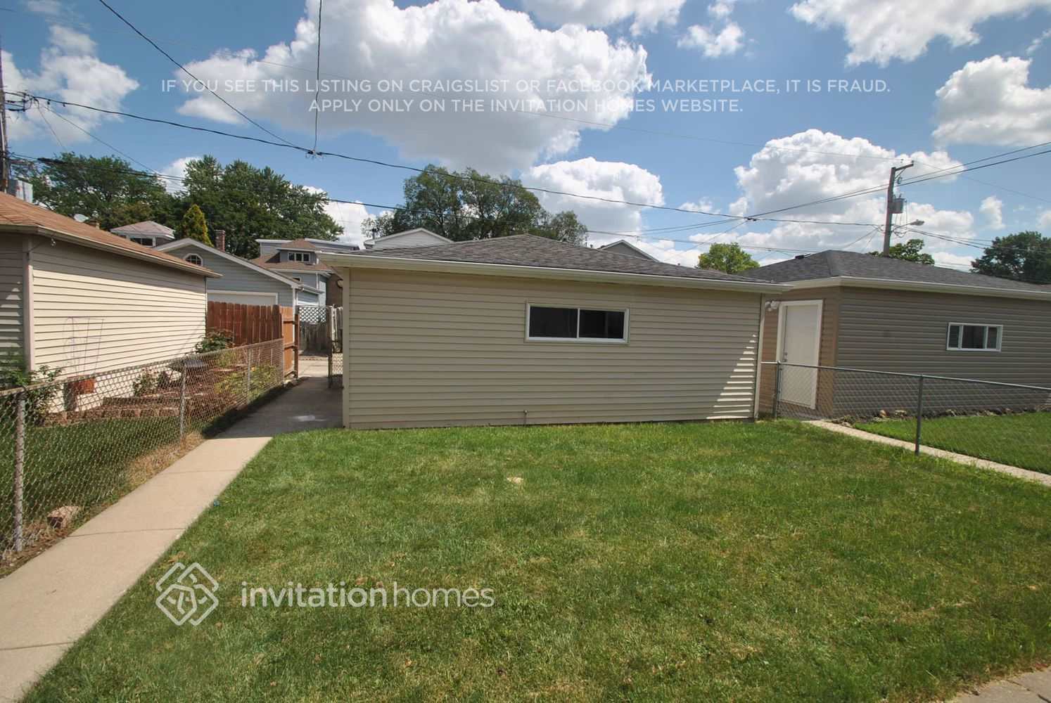 Building Photo - 2723 N 77th Ave