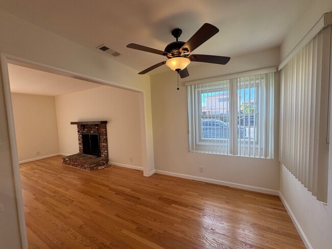 Building Photo - Adorable Open Plan  3BD 2BA Home in West Torrance With A/C