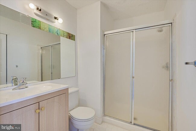 Building Photo - 60 O'Neill Ct