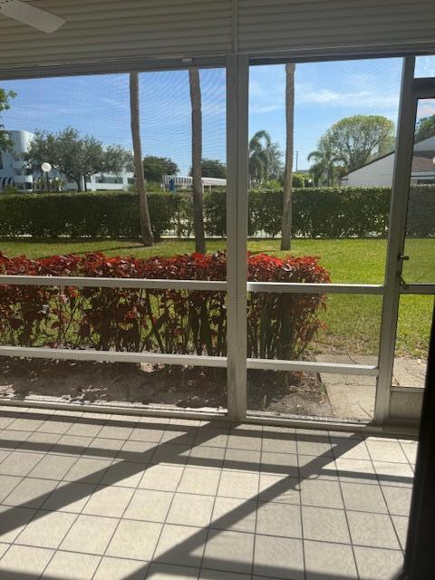 Building Photo - 3154 Via Poinciana