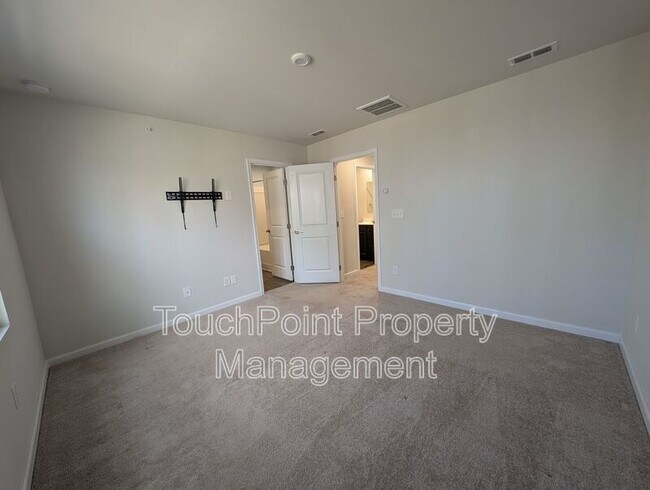 Building Photo - 5020 Winding Jordan Ln