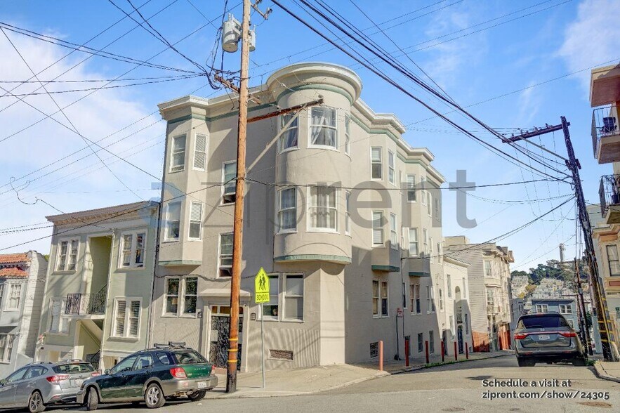 Building Photo - Unit