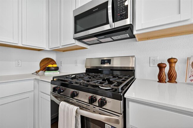 Building Photo - 26826 Zebra Grass Dr