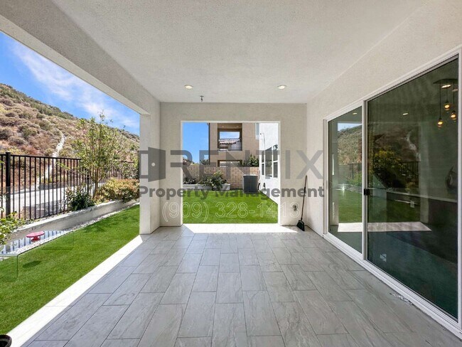 Building Photo - 19206 Blackthorn Dr