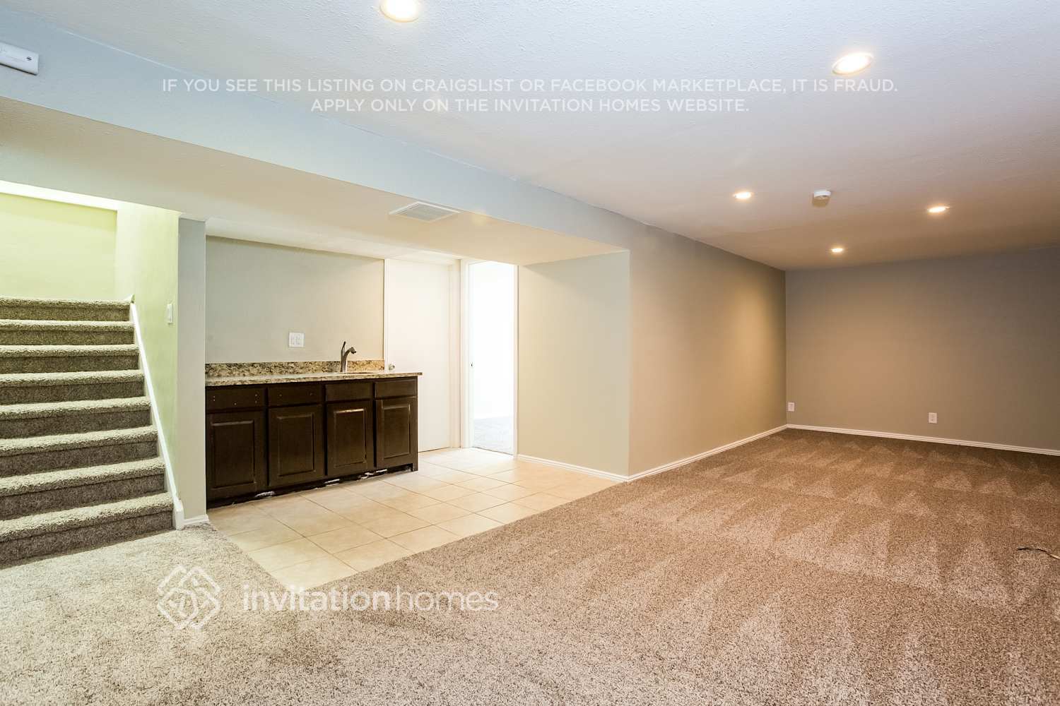 Building Photo - 6471 S Birch Cir