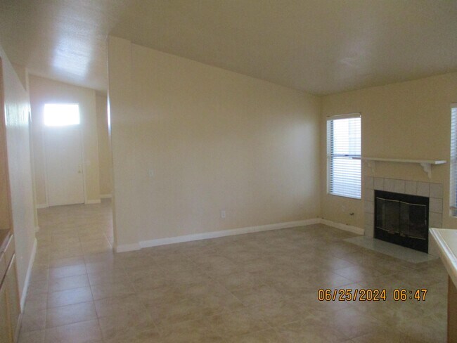 Building Photo - 8216 Grassy Point Cir