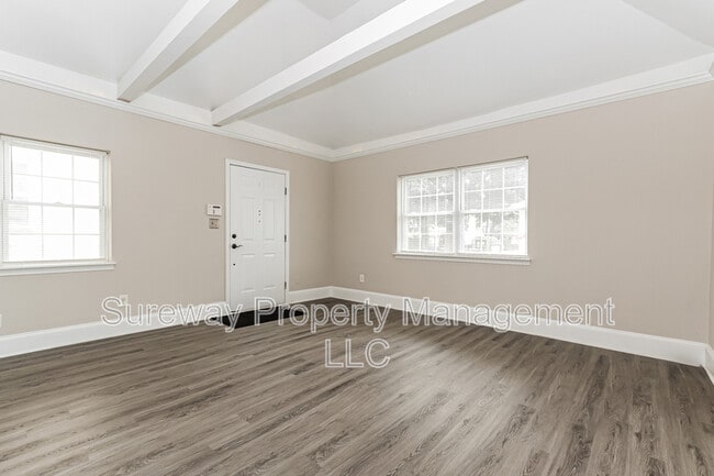 Building Photo - 811 Wesley Ave