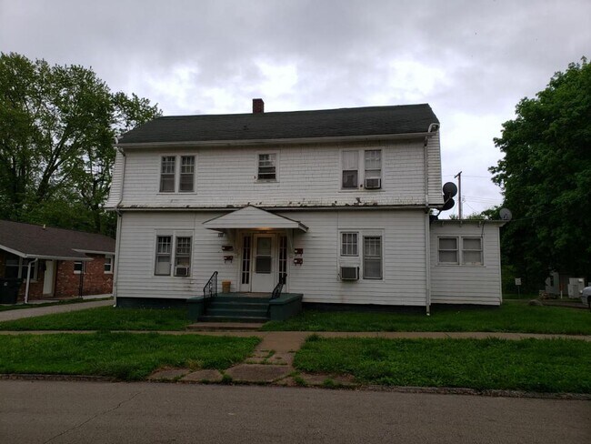 Building Photo - 1202 Jackson Ave