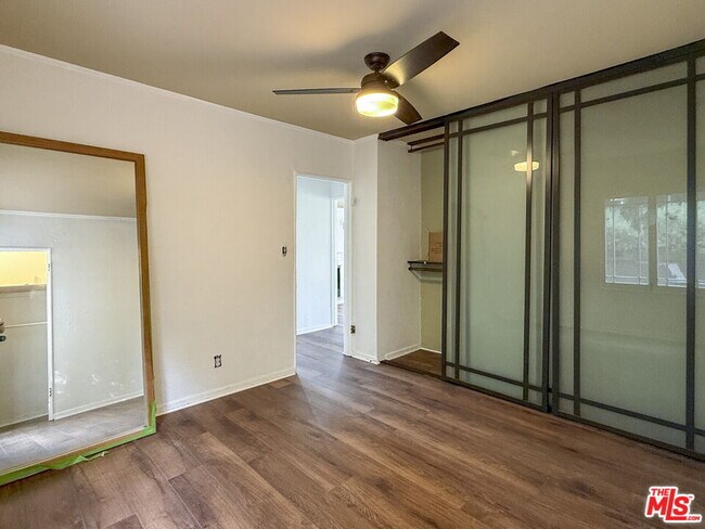 Building Photo - 1401 Dartmouth Dr