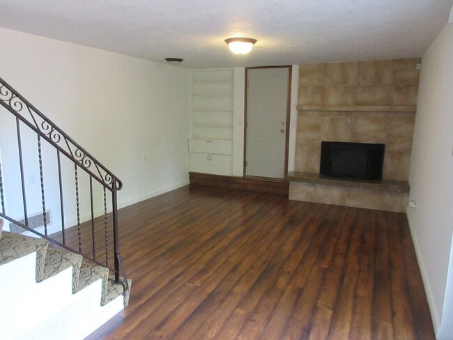 Building Photo - 3 bed - 2 bath Single Family Home in the Heart of Cedar City