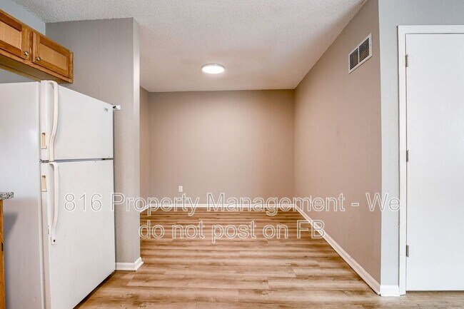 Building Photo - 2310-2312 Monroe Ave