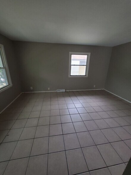 Building Photo - 4962-4964 N 47th St.