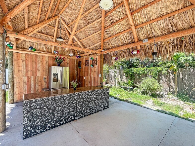 Building Photo - 3675 Prudence Dr