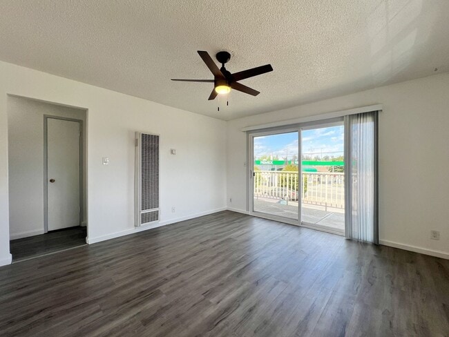 Building Photo - 2 Bedroom Napa Apartment w/ Remodeled Kitchen