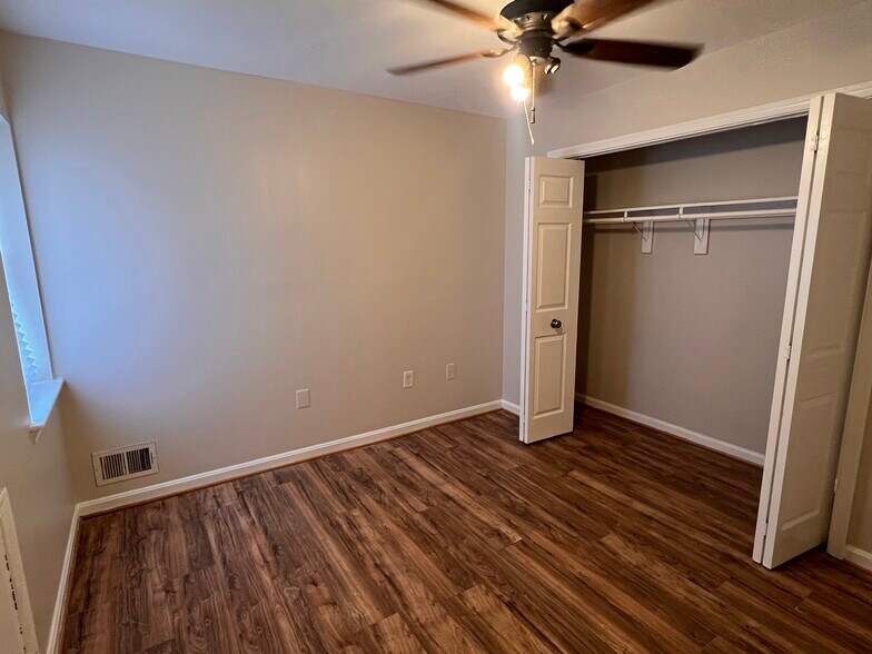 Bedroom 1 - 525 W Mosher St