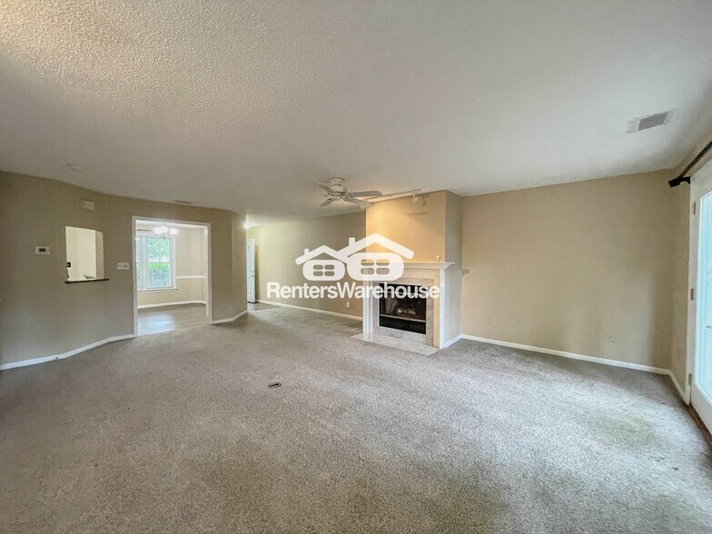 Building Photo - 205 Esplanade Pl