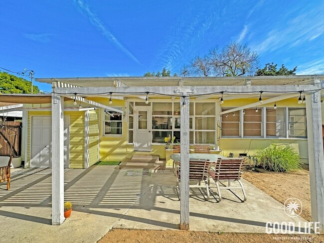 Building Photo - Charming 3-Bedroom Anaheim Home Featuring Private Backyard & 2 Car Garage