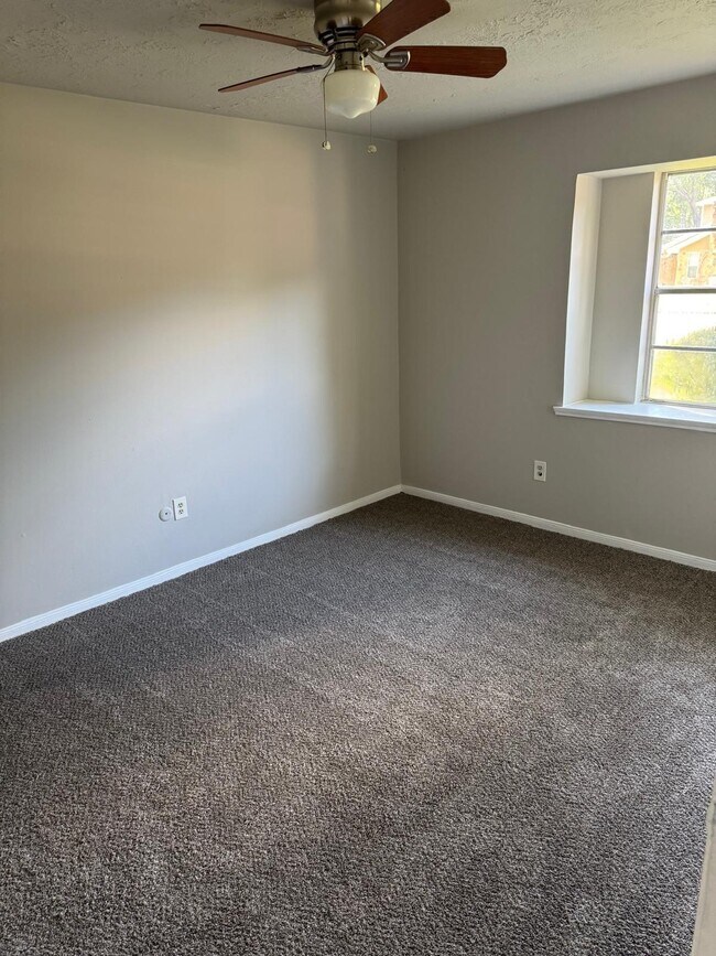 Building Photo - 9706 Galston Ln