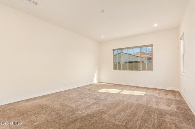 Building Photo - 2065 E Gemini Pl