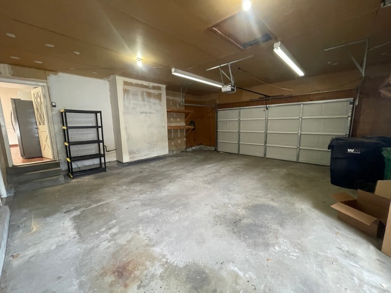 Building Photo - 1442 E Sandy Hills Dr