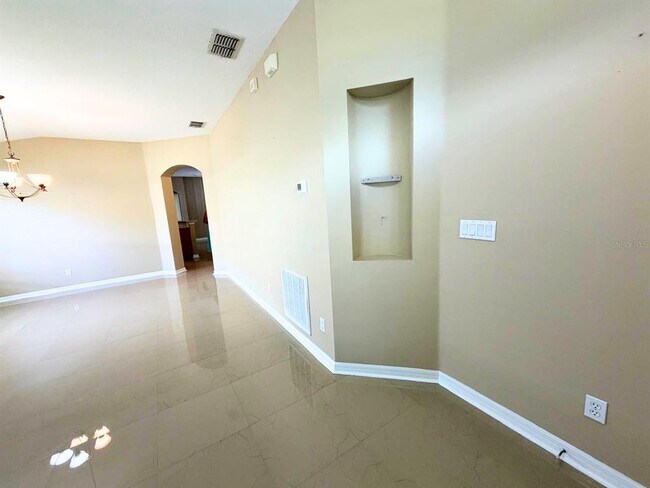 Building Photo - 3939 Baldwin Ln
